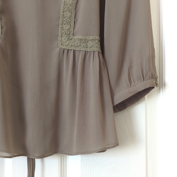 Miss Selfridge Dainty Sheer Chiffon Lace Trim Quarter Sleeve Blouse Taupe 8 - Picture 7 of 11